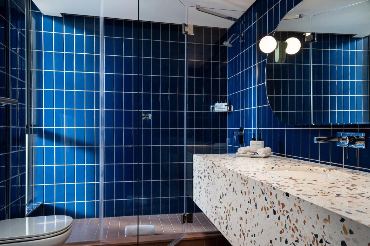 The Home Superior,1152891438:JPEG