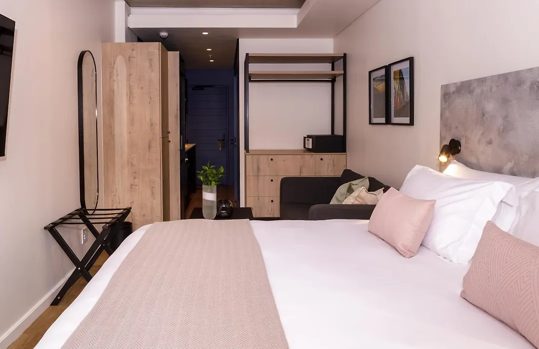 Home Suite Hotels Station House-1