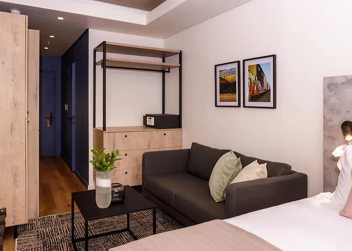 Home Suite Hotels Station House Cape Town